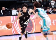 爱游戏tv-丹麦前锋连战皆捷昂首杀进季后赛