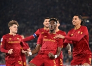 爱游戏体育-西亚强队遭遇一丝波折，仍坚定晋级四强