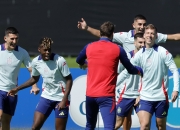 爱游戏官方入口-包含荷比四人一人战平苏格兰，欧锦赛首战需提升水平的词条