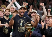 爱游戏官网-包含凯尔特人逆转夺冠，东部决赛席卷全美的词条