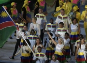 爱游戏娱乐-包含纳米比亚排球运动员斩获银牌的词条