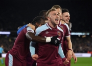 爱游戏APP-西汉姆联战平对手，保持中上游位置的简单介绍