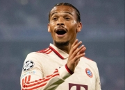 爱游戏大厅-足球运动员在瞬息万变中展现实力