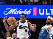 爱游戏在线-快船横扫福建队，福克斯带队取胜