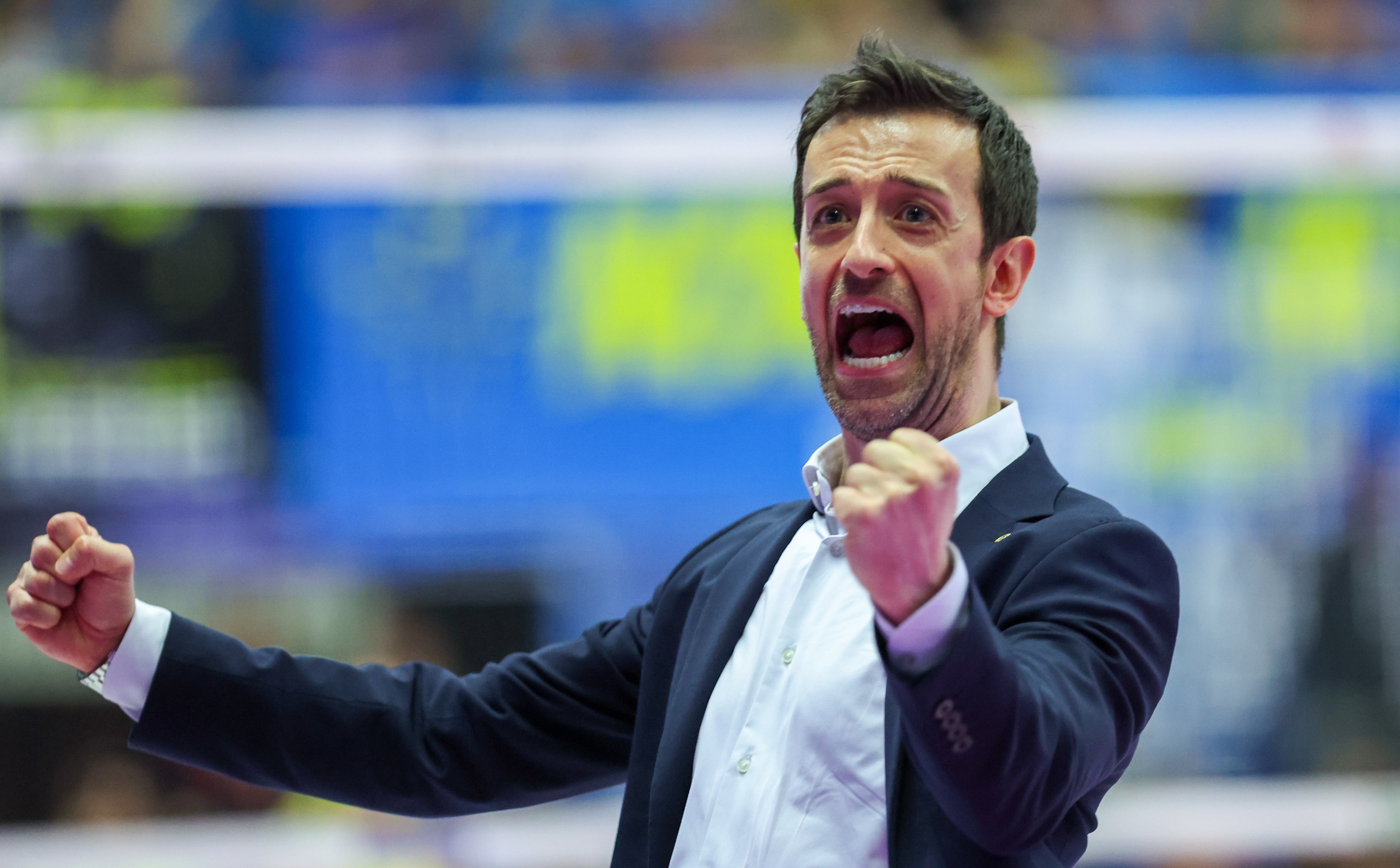 意大利以强势全胜，争夺冠军宝座的简单介绍