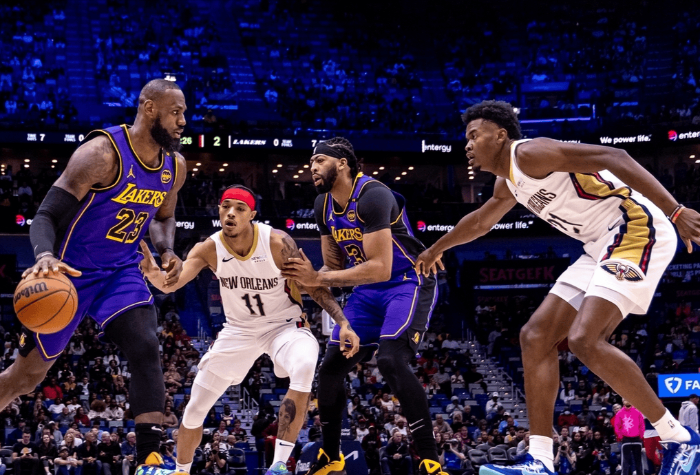 关于鹈鹕队客场胜快船队，取得两连胜的信息