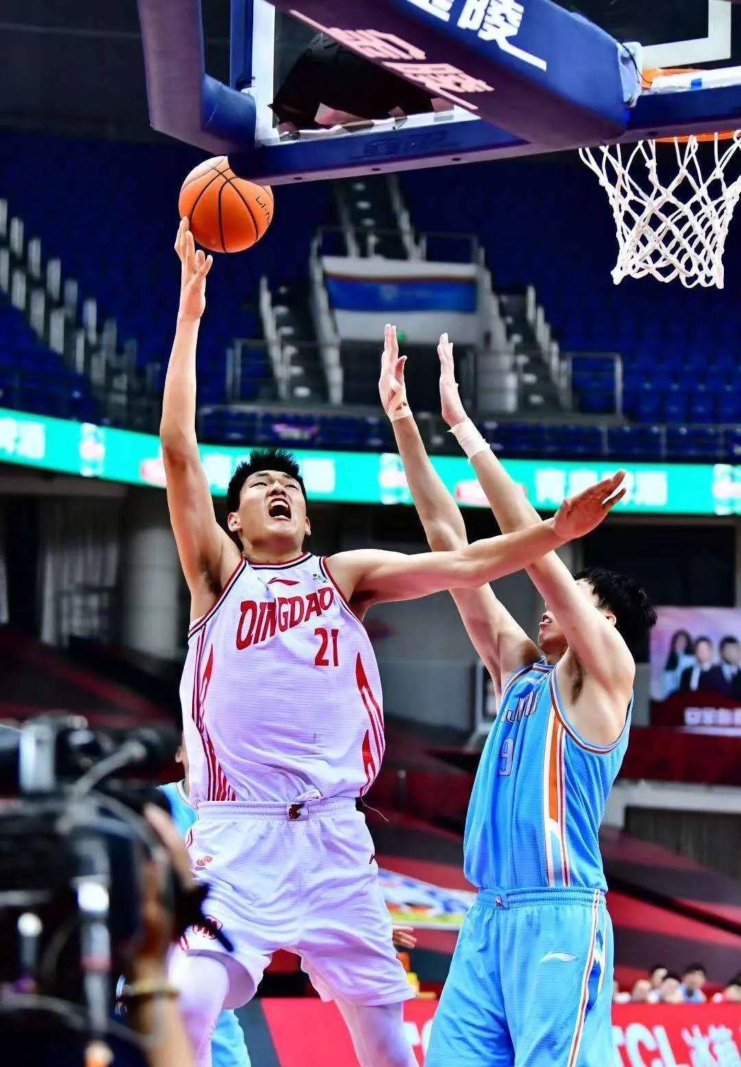 关于云南男篮战绩不佳,需提升战术素养,冲刺季后赛的信息 关于云南男篮战绩不佳,需提升战术素养,冲刺季后赛的信息