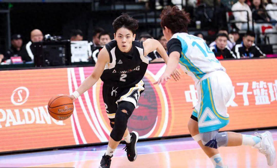 丹麦前锋连战皆捷昂首杀进季后赛 丹麦前锋连战皆捷昂首杀进季后赛