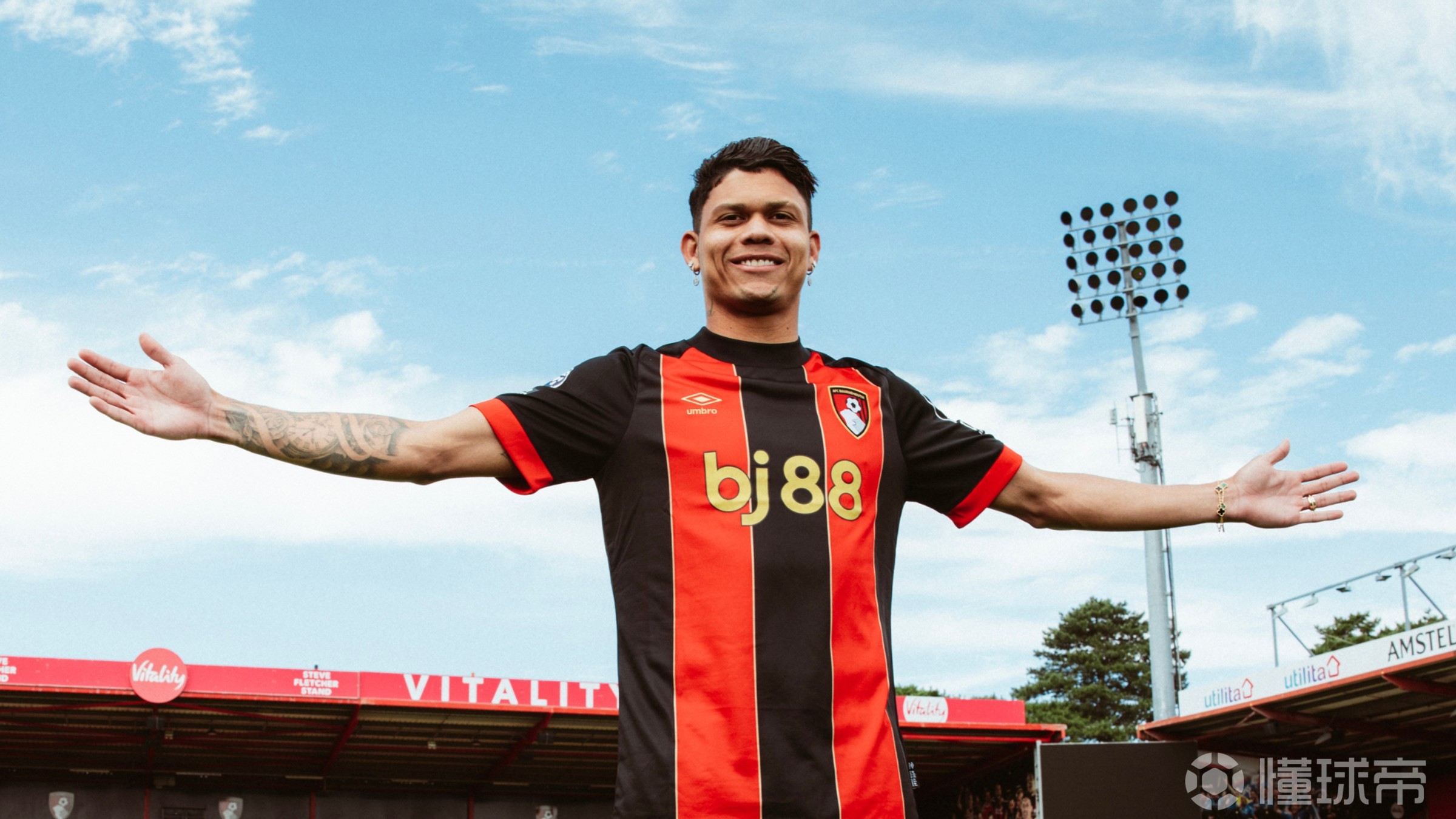 包含前锋新秀倾向转会，转会费谈判进入白热化的词条