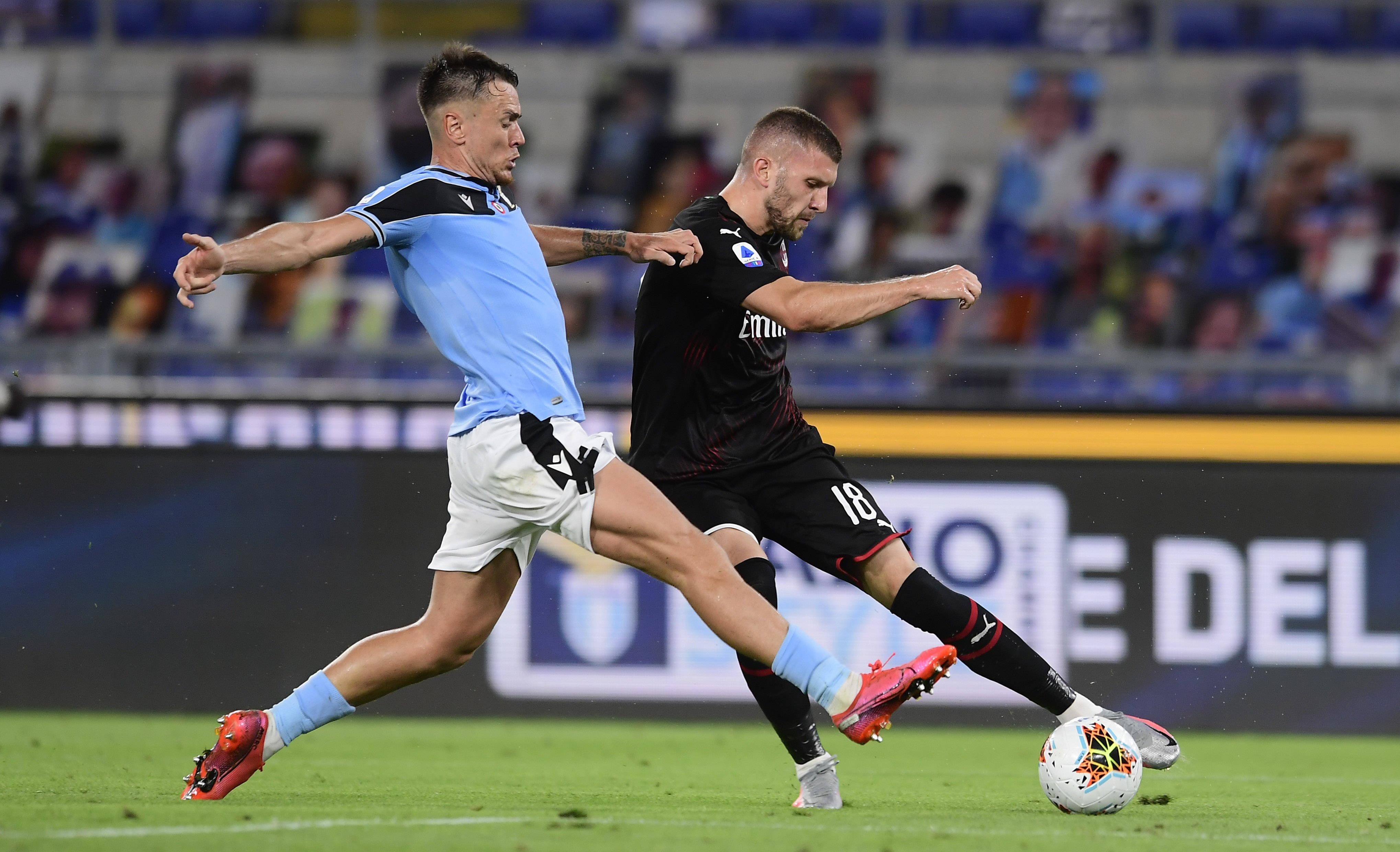 包含富勒姆主场大捷，英超冲超前景蒸蒸日上的词条