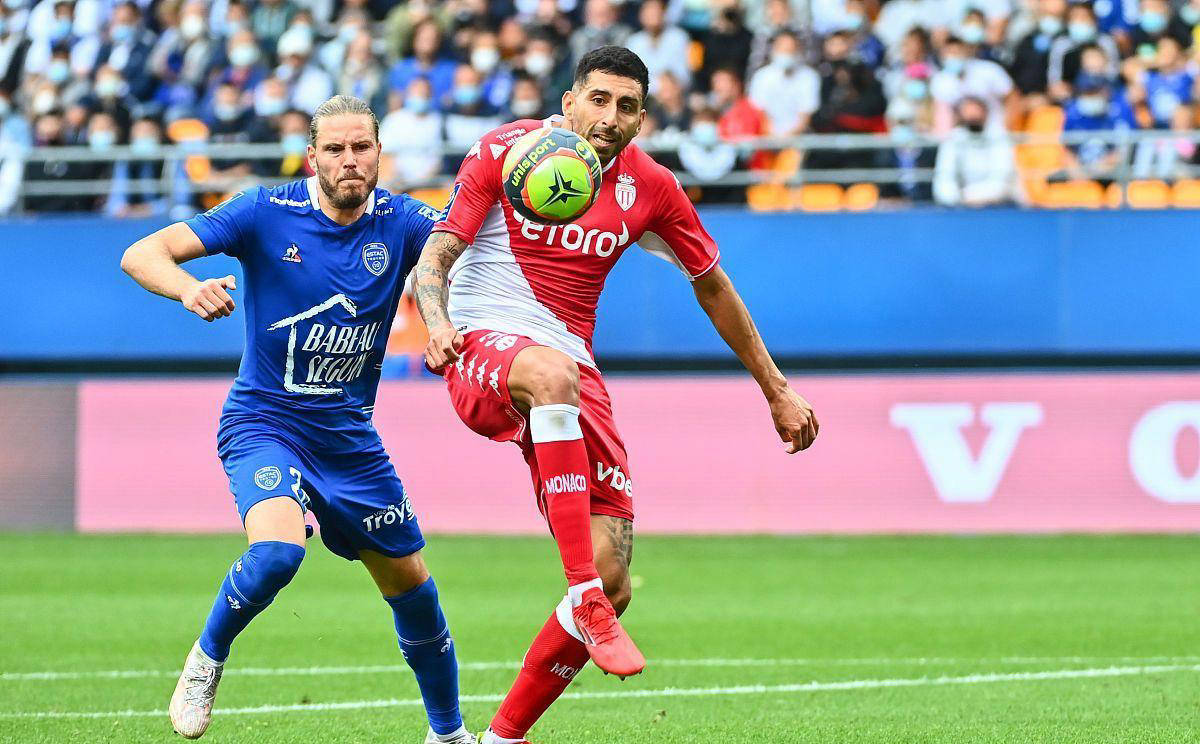 关于摩纳哥险胜过关,欧冠赛场淘汰之局紧张的信息 关于摩纳哥险胜过关,欧冠赛场淘汰之局紧张的信息