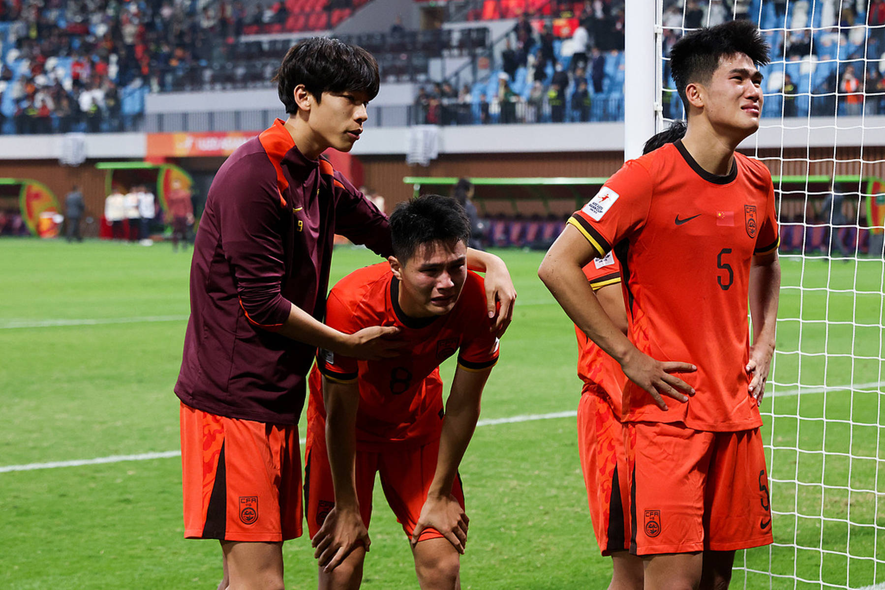 球员因伤缺席比赛,球队备战受影响的简单介绍 球员因伤缺席比赛,球队备战受影响的简单介绍