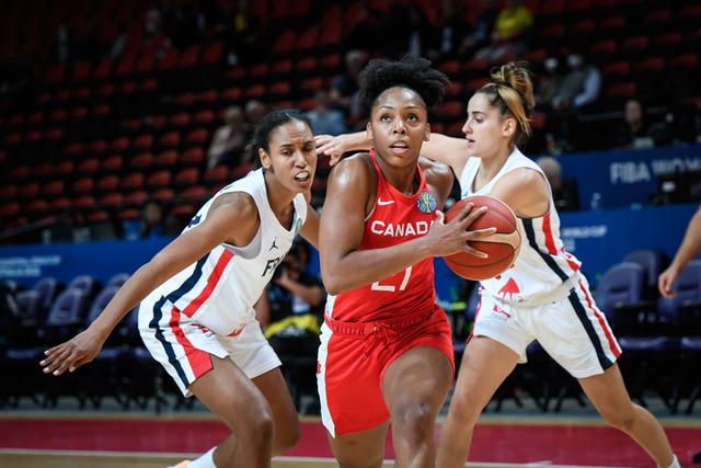 澳大利亚女篮大胜巴西,斩获四连胜晋级四强 澳大利亚女篮大胜巴西,斩获四连胜晋级四强