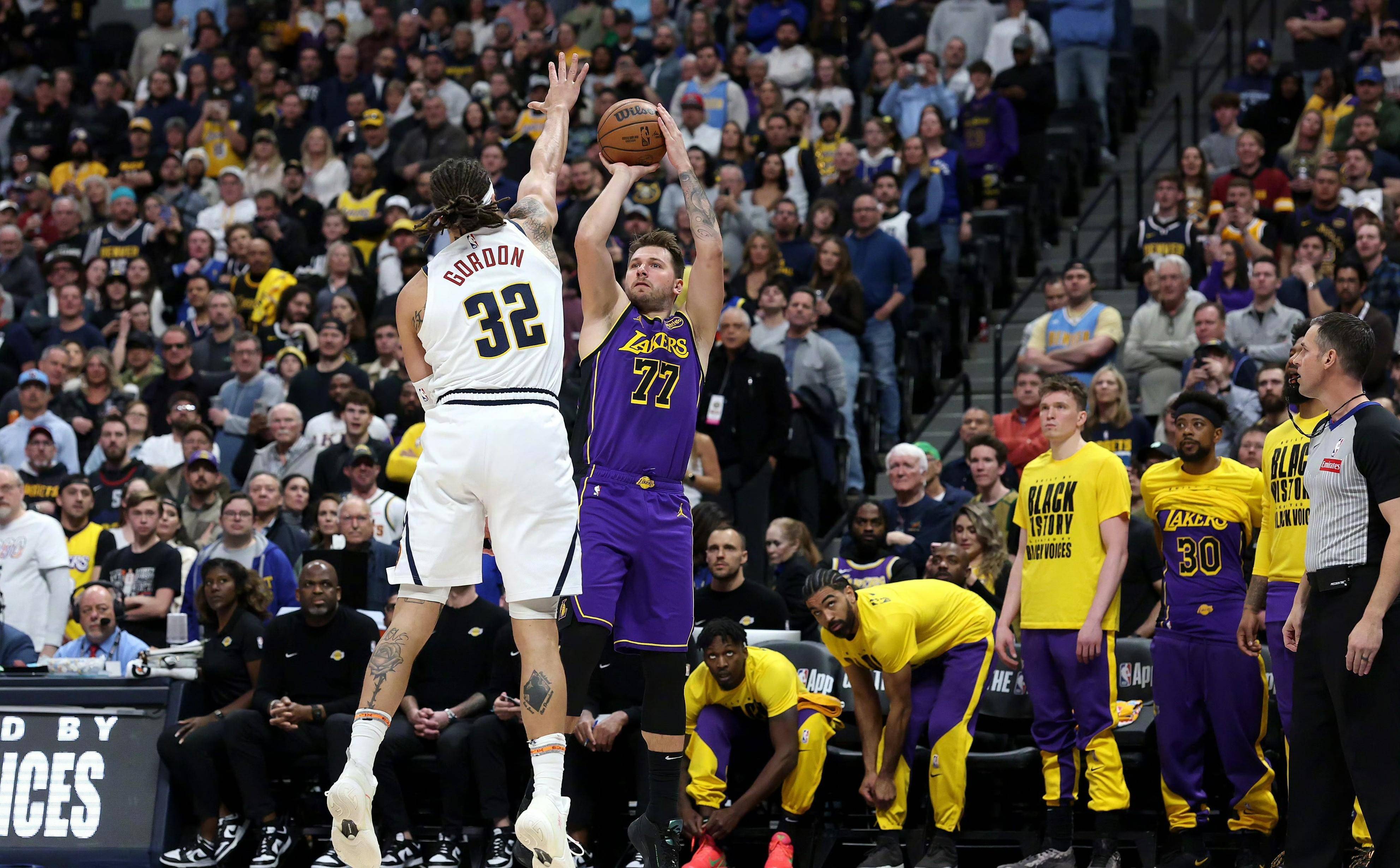 包含NBA总决赛:湖人击败掘金,连胜四场夺冠的词条 包含NBA总决赛:湖人击败掘金,连胜四场夺冠的词条