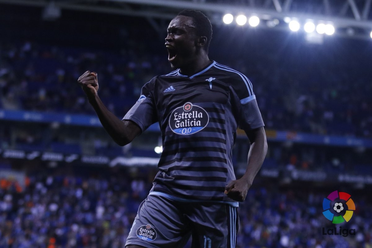 巴伦西亚主场大胜，豪取三分奠定领先优势