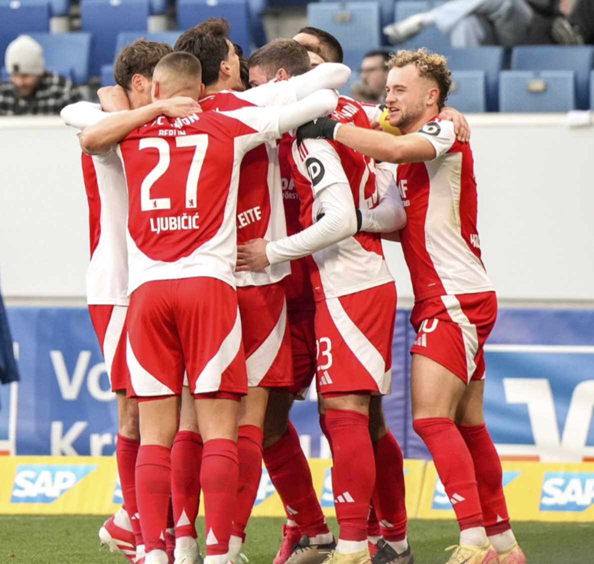 关于柏林联队队员全力以赴,不敌法兰克福的信息 关于柏林联队队员全力以赴,不敌法兰克福的信息