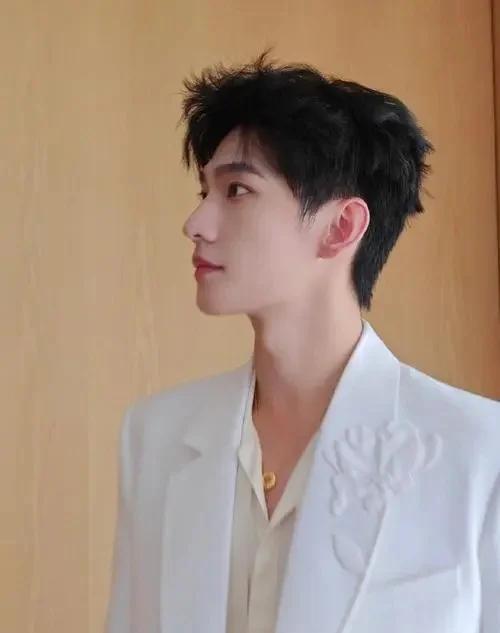 卡利亚里全员备战，冲击胜利