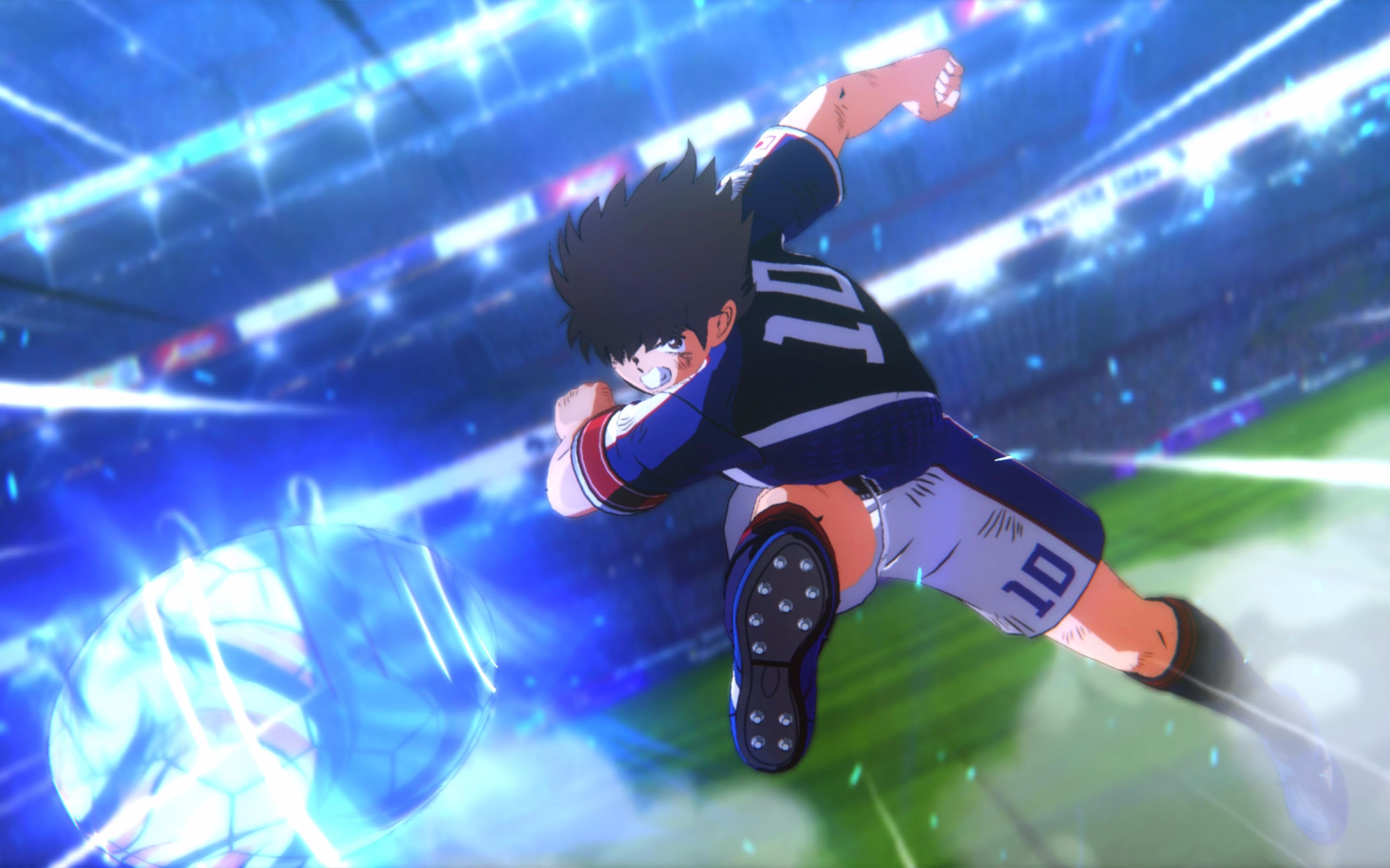 足球运动员在瞬息万变中展现实力 足球运动员在瞬息万变中展现实力