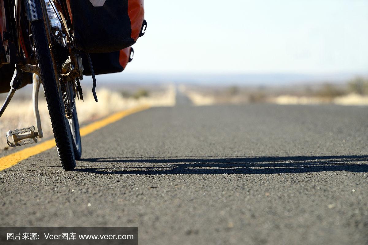 包含纳米比亚自行车选手速度惊人的词条