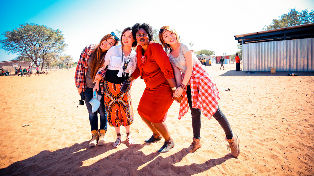 包含纳米比亚自行车选手速度惊人的词条