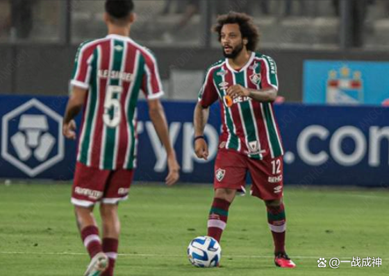 包含场上悬念重重的国际足球赛事即将拉开帷幕的词条 包含场上悬念重重的国际足球赛事即将拉开帷幕的词条