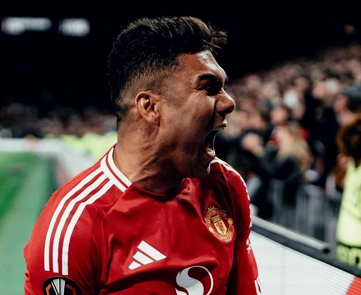 关于曼联中场灵光一现，助球队重新崛起的信息