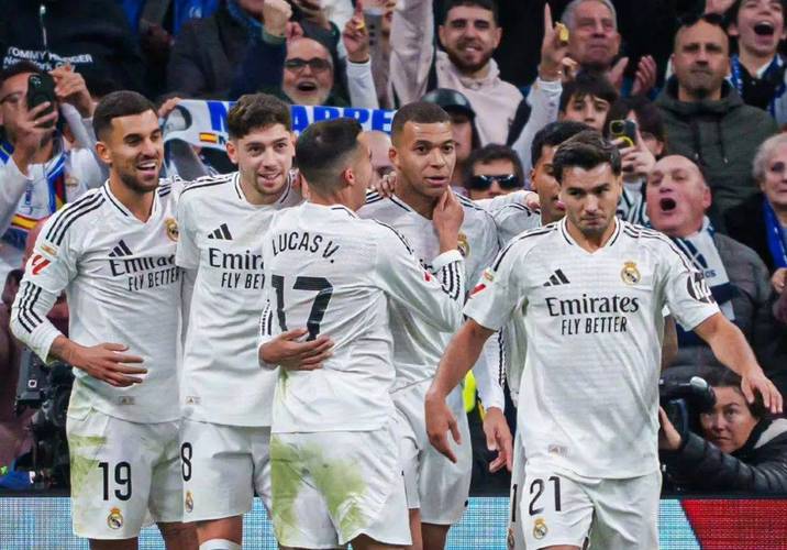 包含中超焦点战:西班牙vs皇马,夺冠引发表现神勇的词条 包含中超焦点战:西班牙vs皇马,夺冠引发表现神勇的词条