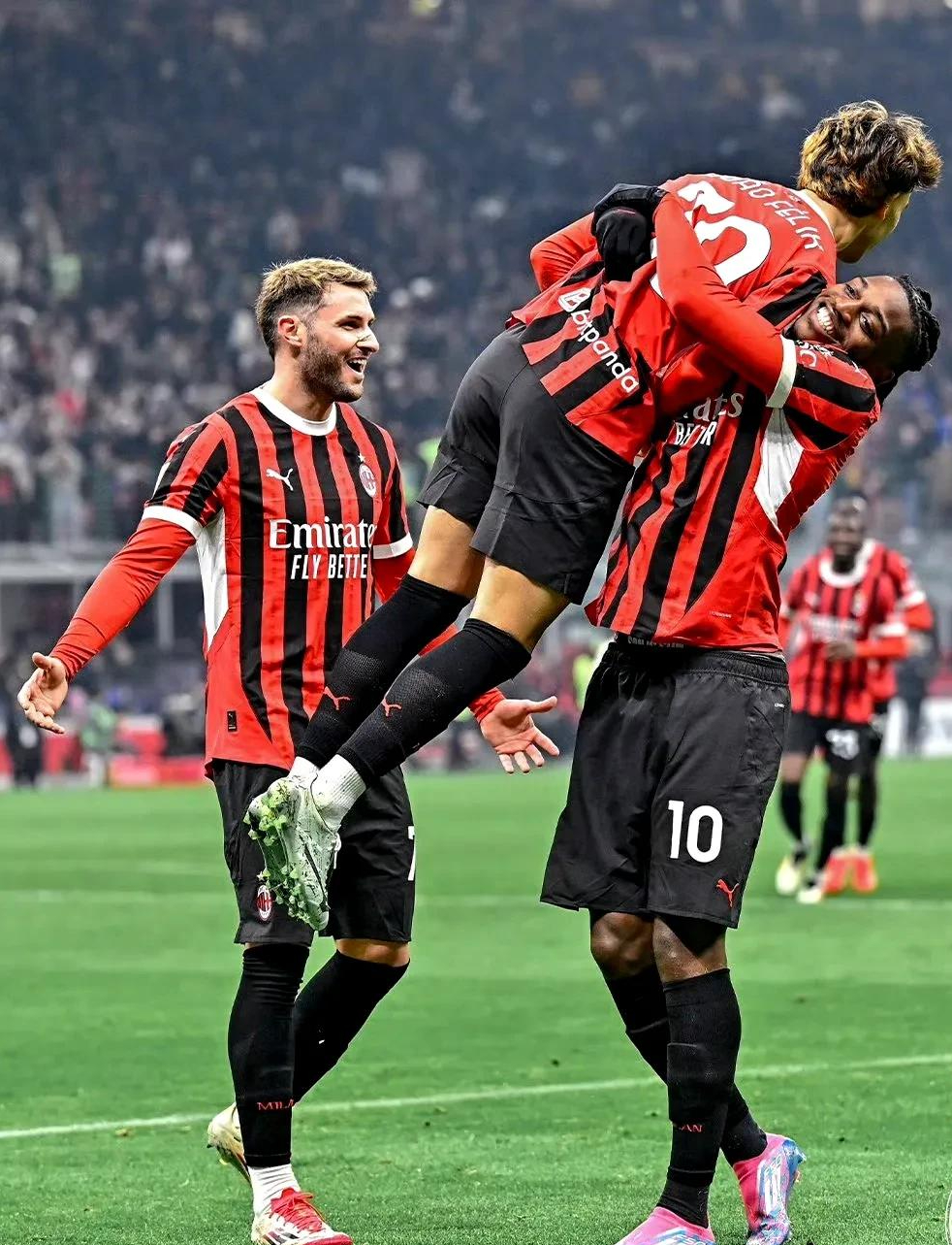 今晚焦点:AC米兰逆转,表现神勇的简单介绍 今晚焦点:AC米兰逆转,表现神勇的简单介绍