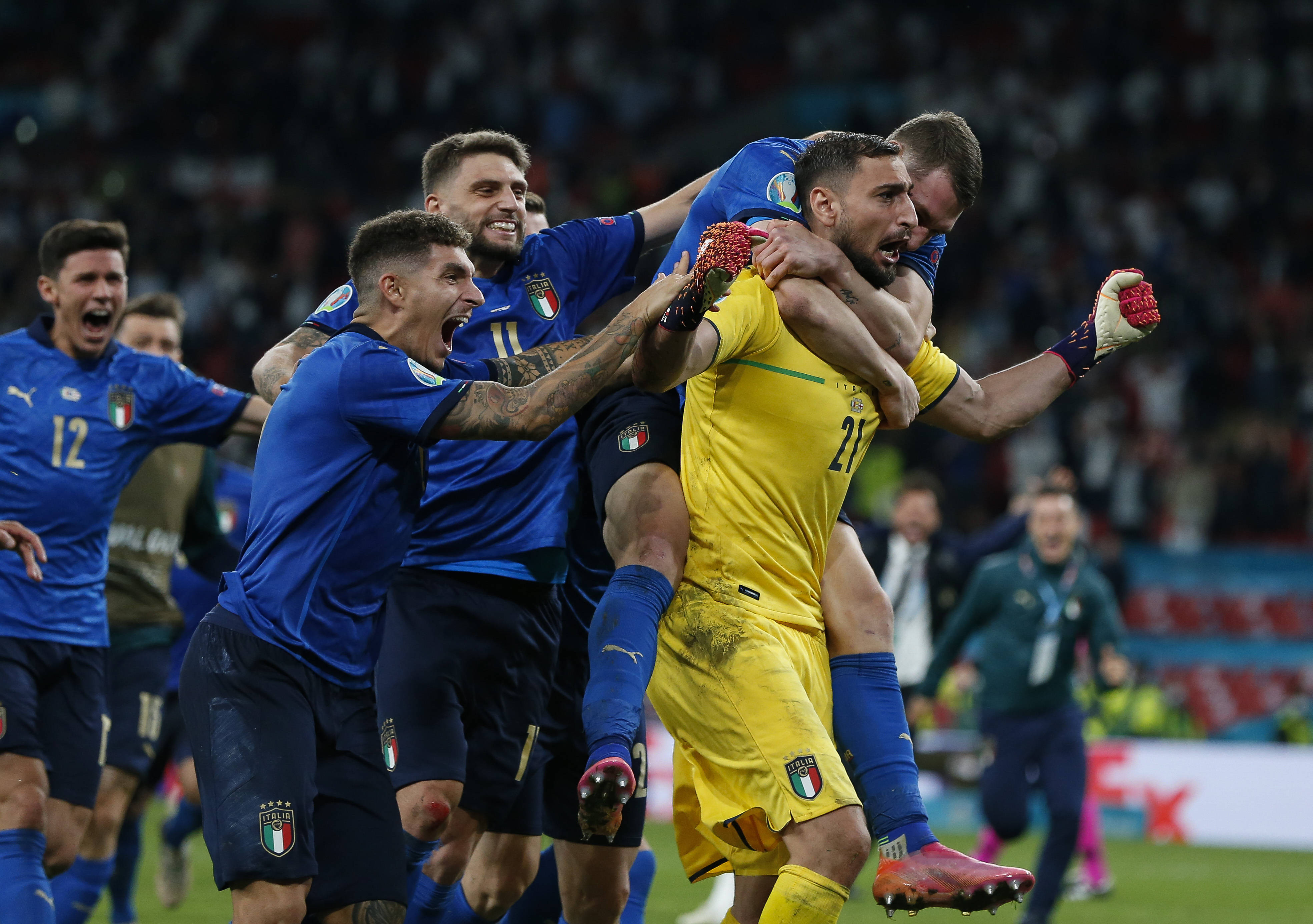 足坛瞩目的欧洲杯：每场比赛都有精彩看点