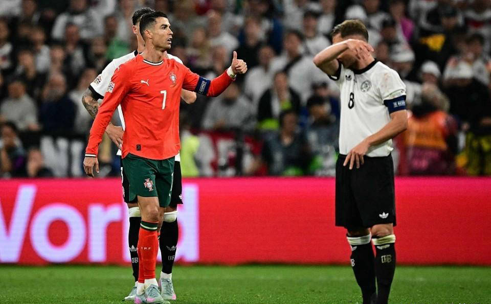 阿根廷轻取意大利队,C罗世界波破门中超 阿根廷轻取意大利队,C罗世界波破门中超