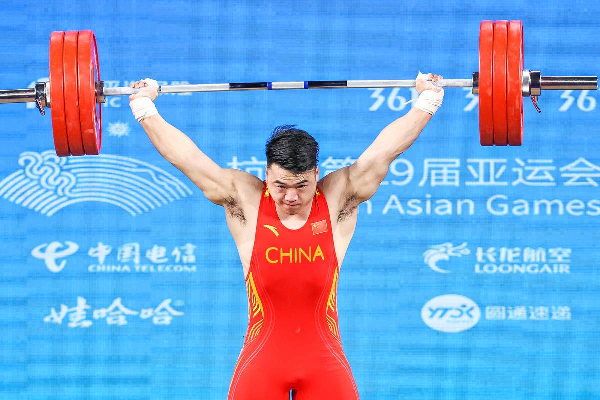 铁血决战!举重运动员制胜关键 铁血决战!举重运动员制胜关键