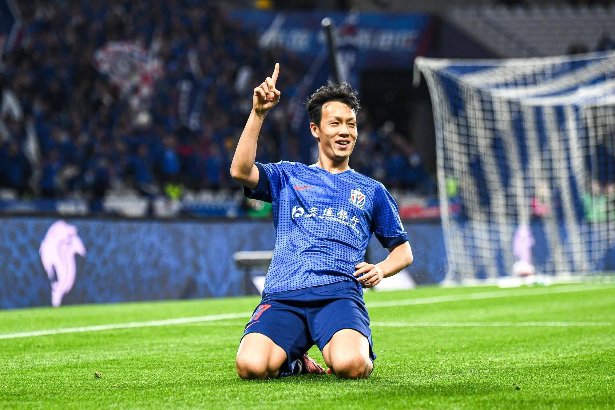 上海申花击败对手在今日的比赛中取得胜利 上海申花击败对手在今日的比赛中取得胜利