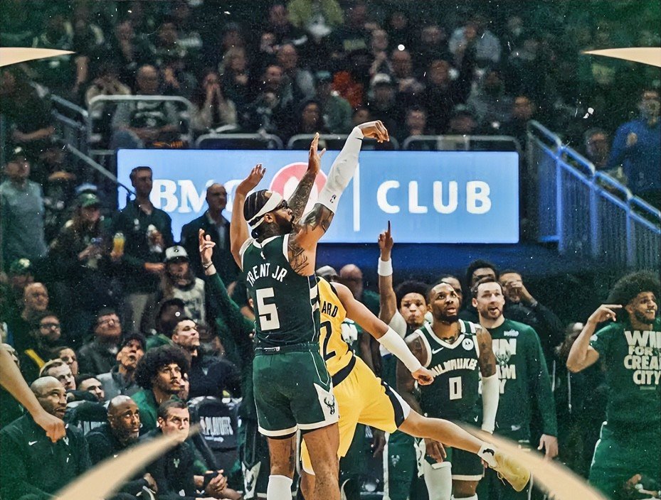 雄鹿主场击败凯尔特人,连胜达到十场 雄鹿主场击败凯尔特人,连胜达到十场