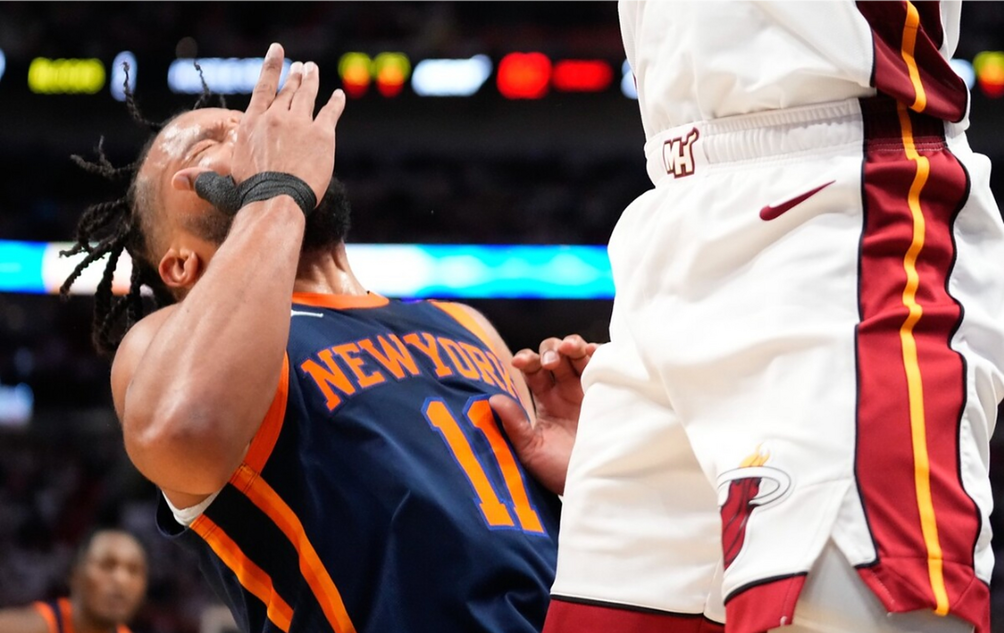 尼克斯不敌热火，遭遇主场失利