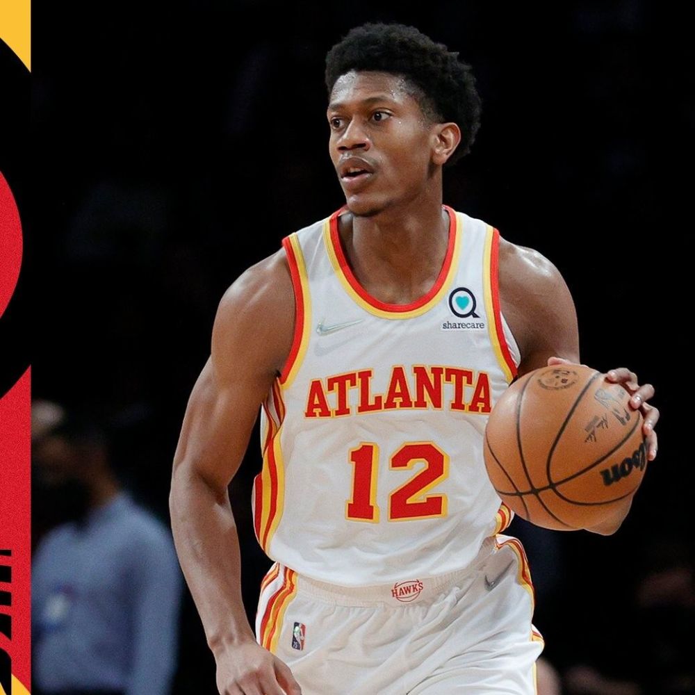 老鹰惊险胜骑士，保持不败战绩的简单介绍