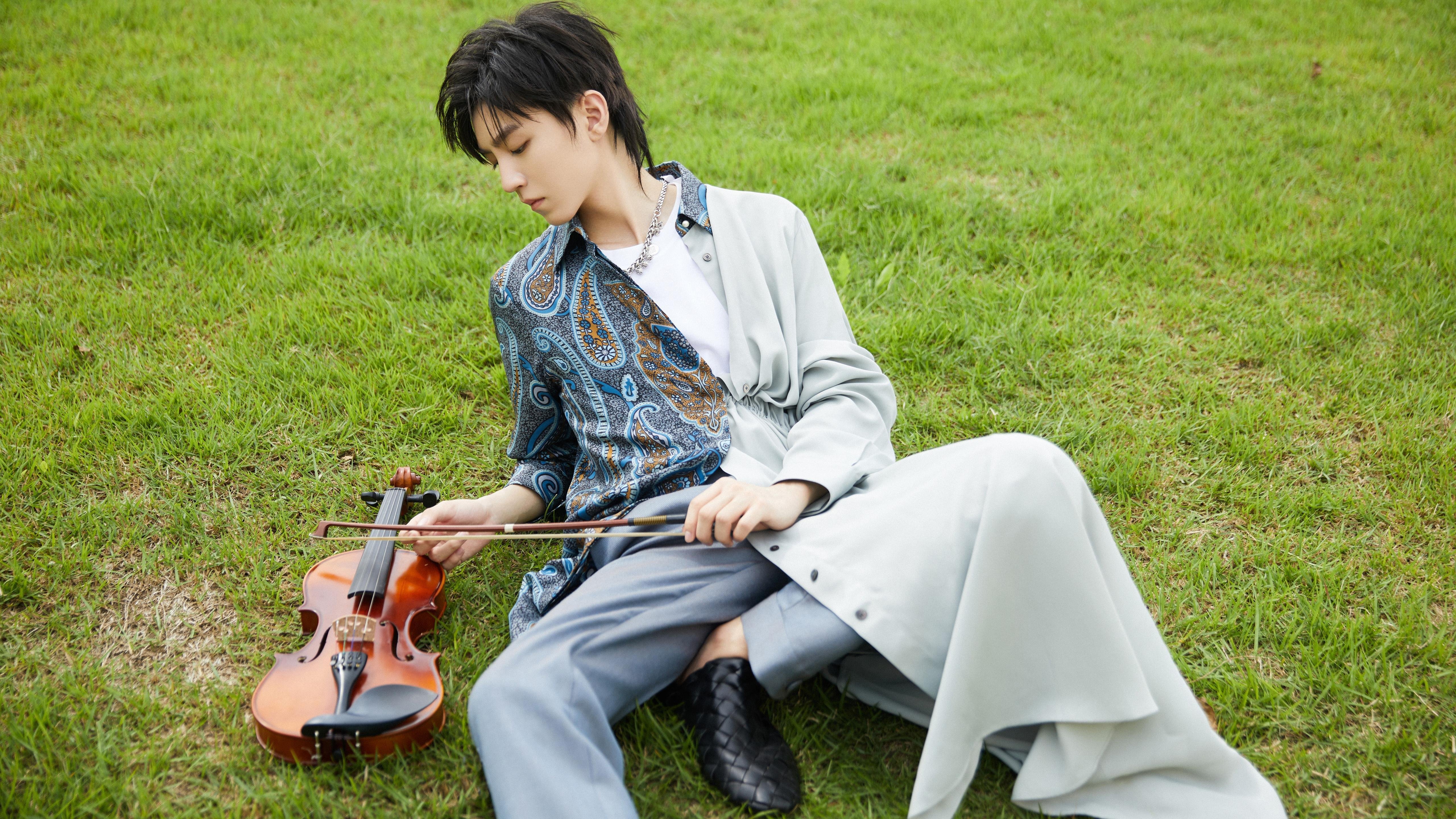 跨界风暴,尼日利亚足球强势晋级阿根廷,萨拉赫奇迹接管F1年度争冠赛